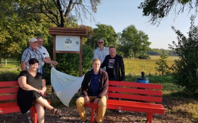 Neue Infotafel am Alten Friedhof in Cölbigk eingeweiht