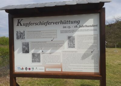 Erneuerung der Informationstafeln auf der Schlackenhalde in Rothenburg
